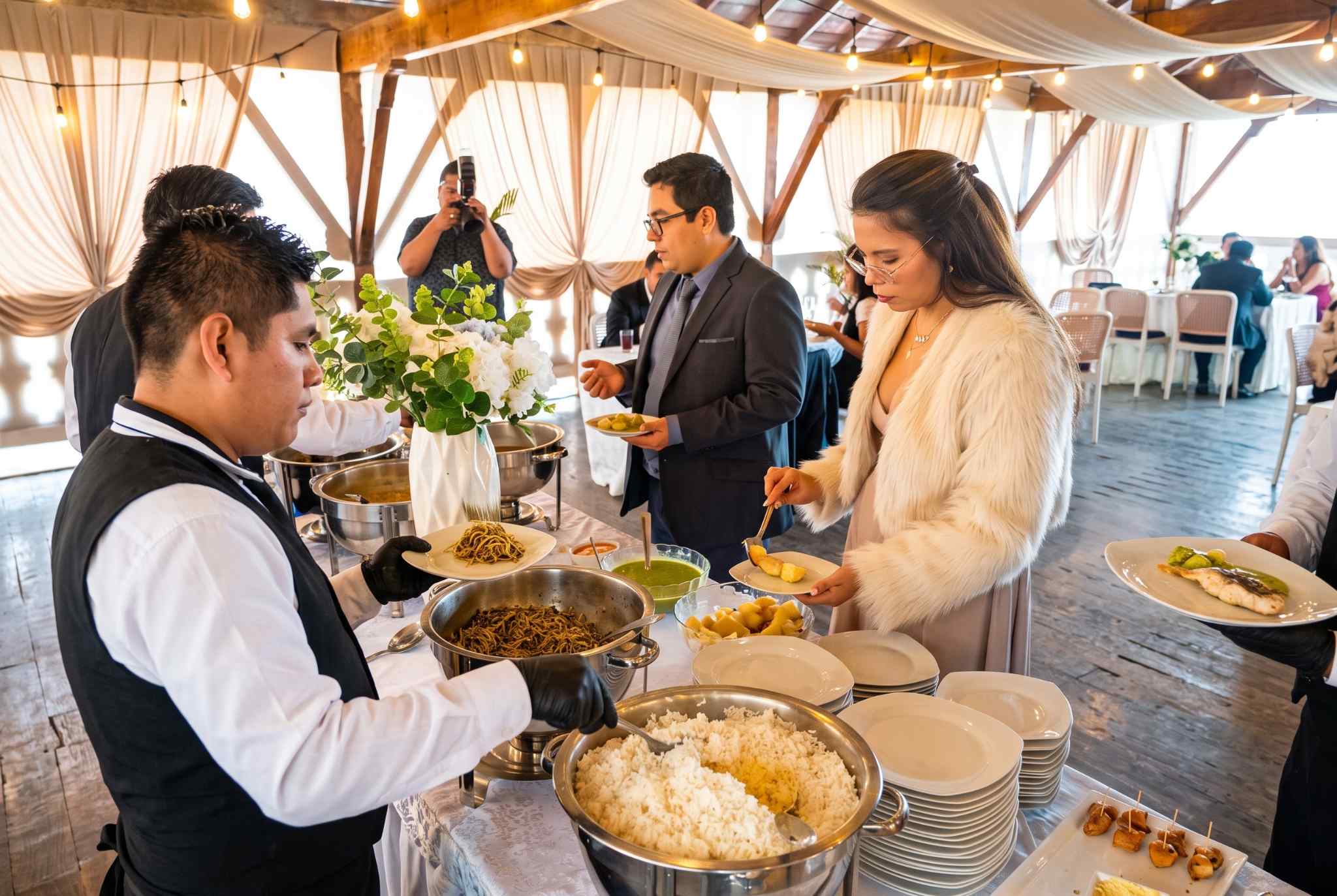 Foto Buffet Criollo Matrimonio Evelyn 004_200KB